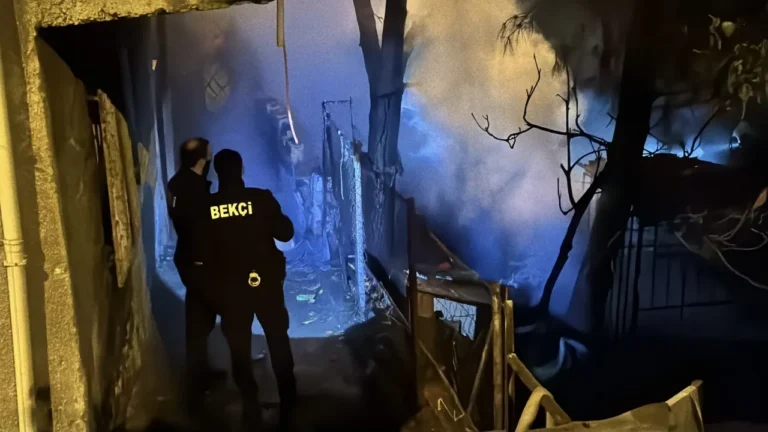 Karabük’te Bahçe Yangınına Müdahale Eden İtfaiyeci Yaralandı