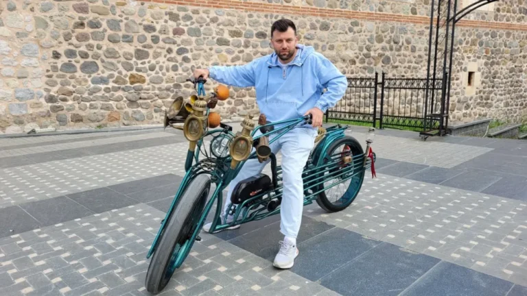 Samsunlu Mucit Esnaf Eski Parçalardan Elektrikli Bisiklet Yaptı