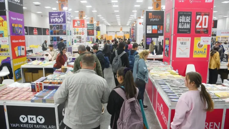 5. Giresun Kitap Fuarı Yoğun Katılımla Kültürel Coşkuyu Artırıyor
