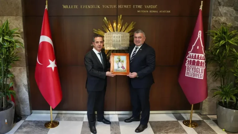 Başkan Sıbıç’tan Beyoğlu’na Adalet ve Dayanışma Ziyareti