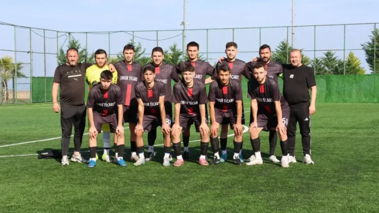 Gelişim Spor Lider Armelitspor’u 3-0 Yendi, Zirve Karıştı