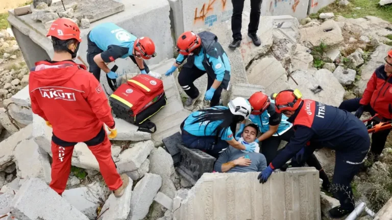 Giresun’da 6.1 Deprem Tatbikatı: Kapsamlı Hazırlıklar Test Edildi