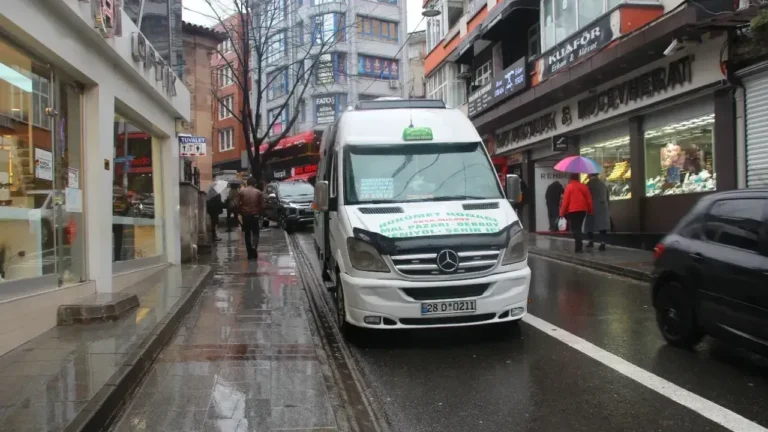 Giresun’da Trafik Denetimleri Sıkılaşıyor: Dolmuşlara Yeni Kurallar