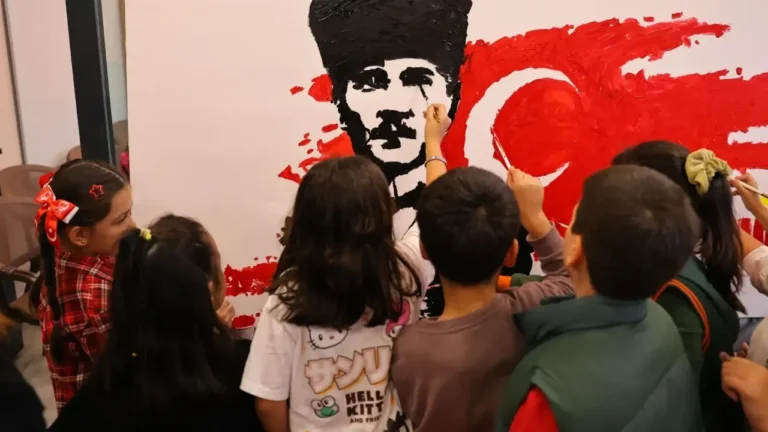 Bulancak’ta Minik Kalpler Atatürk’ü Coşkuyla Andı