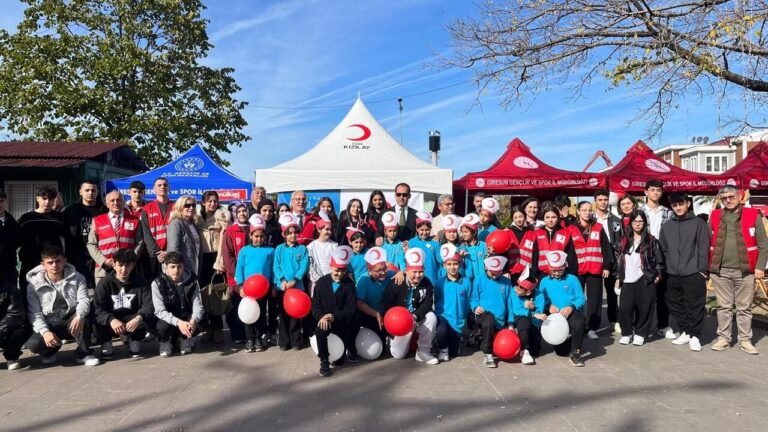 KIZILAY HAFTASI GİRESUN’DA YOĞUN KATILIMLA BAŞLADI