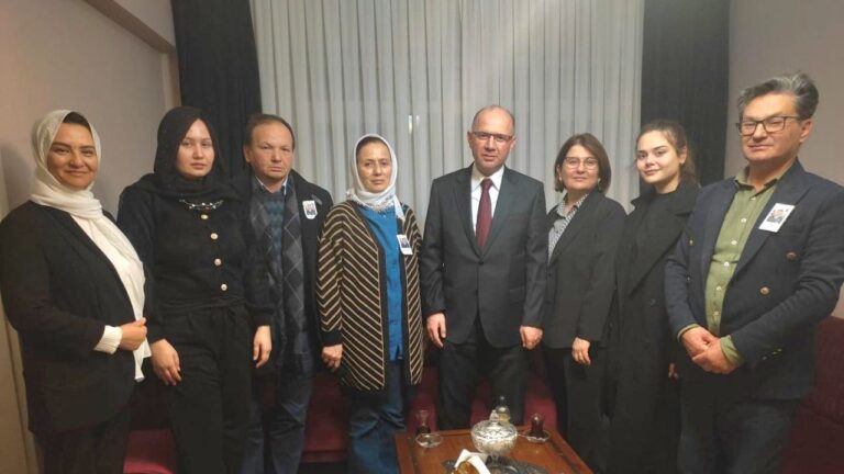 Vali Serdengeçti, Şehit Pilot Kandemir Ailesine Taziyede Bulundu