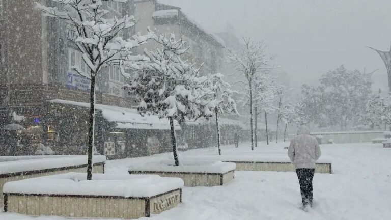 Türkiye’ye Yoğun Kar Yağışı Geliyor: Uzman Tarih Verdi