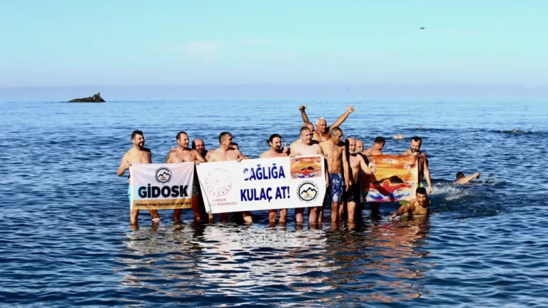 Giresun’da ‘Sağlığa Kulaç At’ Etkinliğiyle Sağlıklı Yaşam Vurgusu