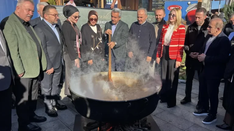 Pancar Çorbası Etkinliği Düzenlendi: 500 Kişiye İkram Edildi