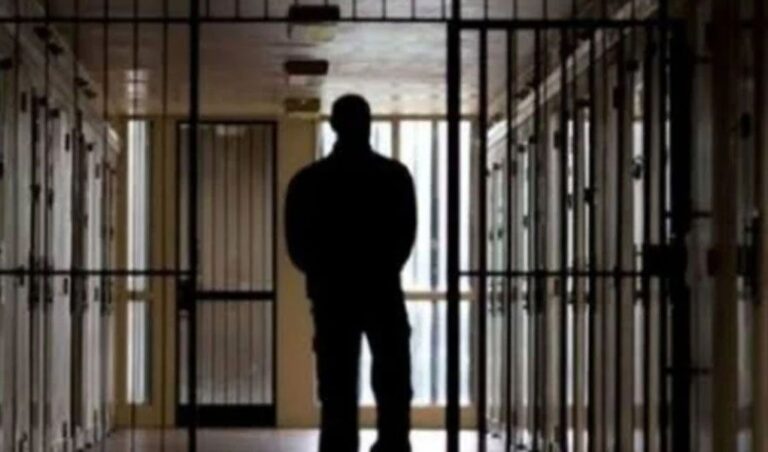 Cezaevlerinden tahliyeler başladı