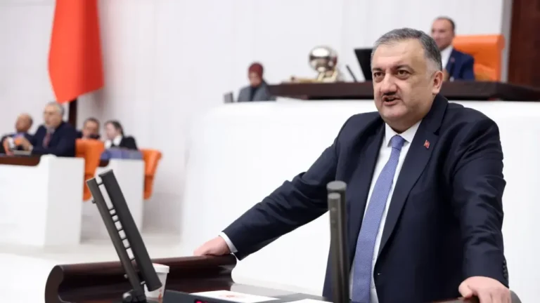 Karadeniz Sahil Yolu Kabusu: Seyahat Süresi Arttı, Ekonomi Etkilendi