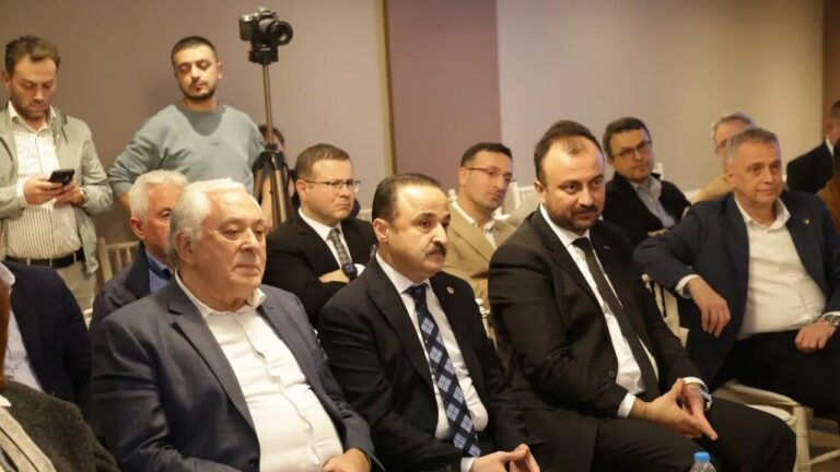 Türk Fındığı Pazar Payını Kaybediyor: Acil Politika Değişimi Çağrısı