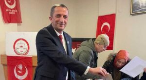 BBP Giresun Merkez’de Başkıran yeniden seçildi