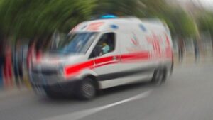 Komşuda iki aracın çarpıştığı kazada 1 kişi öldü