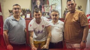 1926 Bulancakspor Kalecisi Umut Kaya ile Yollar Ayrıldı