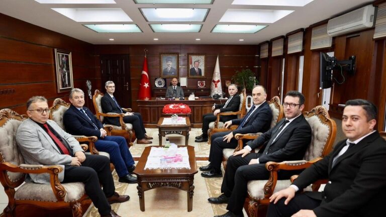 Giresun Valisi’ne Sağlık Brifingi: Hastaneler Bilgi Verdi