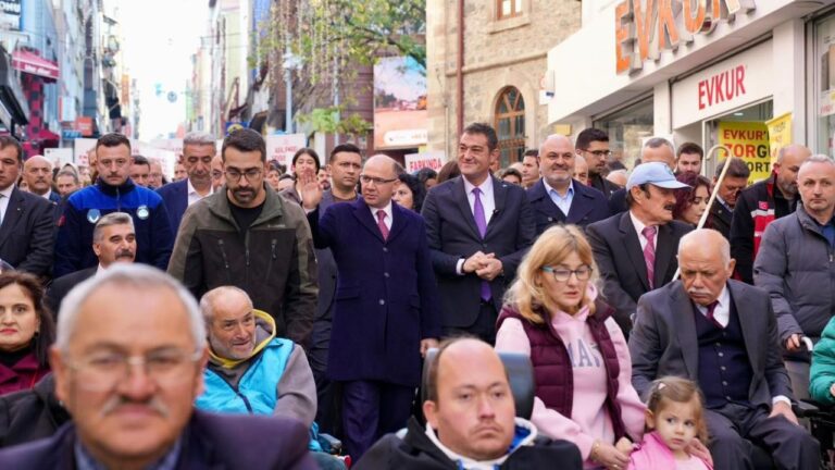 Giresun Valisi Serdengeçti: Asıl Engel Toplumsal Bariyerler