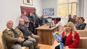 Espiye’de Öğrencilere Atkı, Bere ve Eldiven Takımı Hediye Edildi