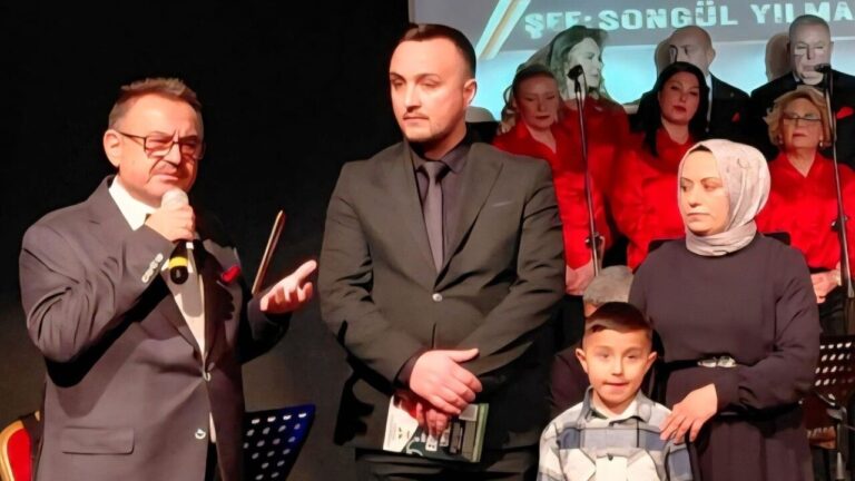 Bolahenk TM Derneği, DMD Kas Hastası Egemen İçin Konser Düzenledi