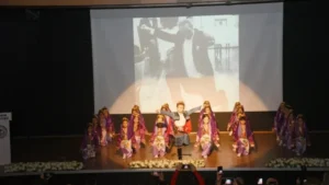 Giresun Belediye Konservatuarı yeni yılı halk oyunlarıyla kutladı