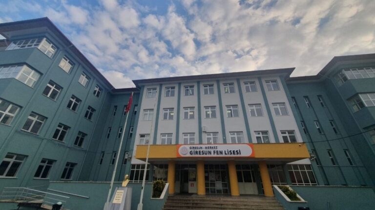Giresun’da fen lisesi öğrencilerinden uluslararası başarı