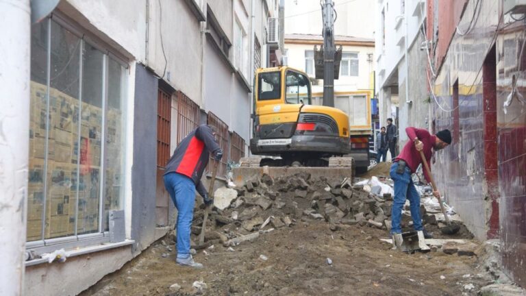 Giresun’un Çınarlar semtinin sokakları yenileniyor