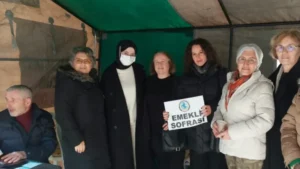 Giresunlu Kadınlardan Emeklilere Destek 