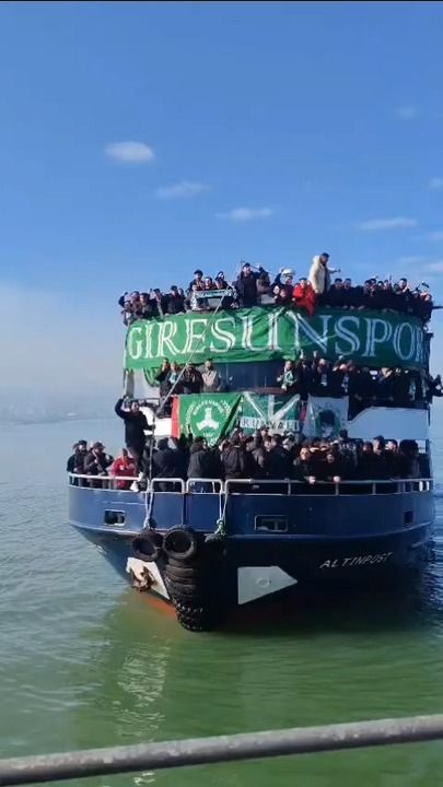 Giresunsporlu taraftarlar deplasmana denizden gitti!