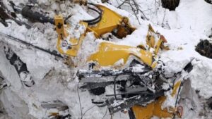 Giresun’da Korkutan Kaza: Araç 250 Metreden Uçuruma Yuvarlandı!