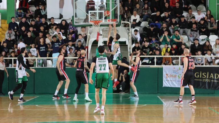 Kerasusspor Evinde “Yara Sarmak” İstiyor