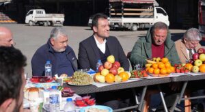 Başkan Köse hal esnafını dinledi