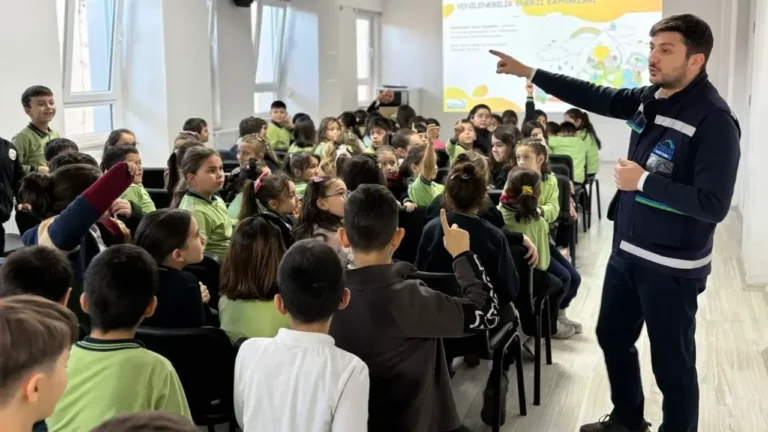 Çoruh EDAŞ çocuklarla buluştu