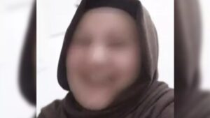 Evli kadın sevgilisinin boğazını keserek öldürdü