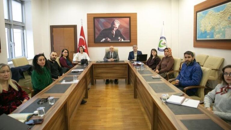 GRÜ 2025 Yılı Stratejik Plan Değerlendirme Toplantısı Gerçekleştirildi