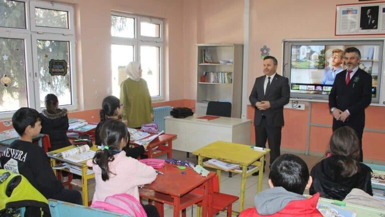 Millî Eğitim Müdürü Tokgöz, Batlama Vadisi’ndeki Okulları Ziyaret Etti