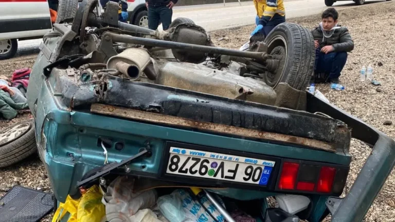 Kontrolden çıkan otomobil takla attı