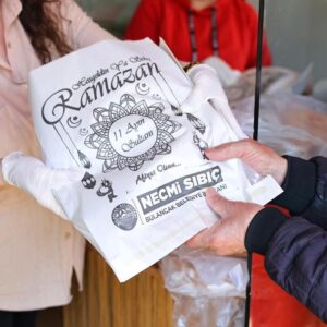 Giresun’da ihtiyaç sahiplerine ücretsiz pide