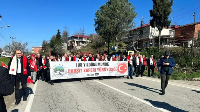 Harşit Zaferi 108 Yaşında: Tirebolu’da “Şehitlere Saygı” Yürüyüşü