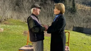 CHP’li Peker köyleri adım adım geziyor