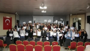 Giresun’da Bebek Ölümlerine Karşı Hayati Eğitim: 50 Sağlık Çalışanı Sertifikasını Aldı