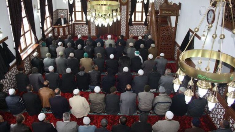Giresun Bayram Namazı Saat Kaçta? İşte Detaylar
