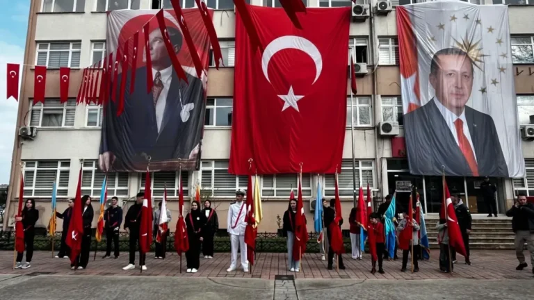 Giresun’da Çanakkale Deniz Zaferi’nin 111. Yıl Dönümü Kutlandı