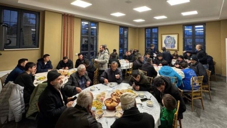 Alucra’da Geleneksel İftar Programı Sürüyor