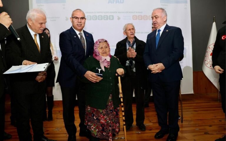 Espiye’de 71 Afet Konutu Hak Sahiplerine Teslim Edildi