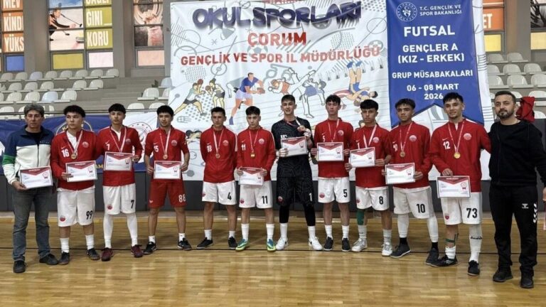Giresun Spor Lisesi Futsalda Durdurulamıyor