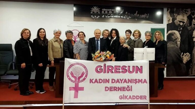 Giresun’da “İnsan İnsana Gerekli” Paneli