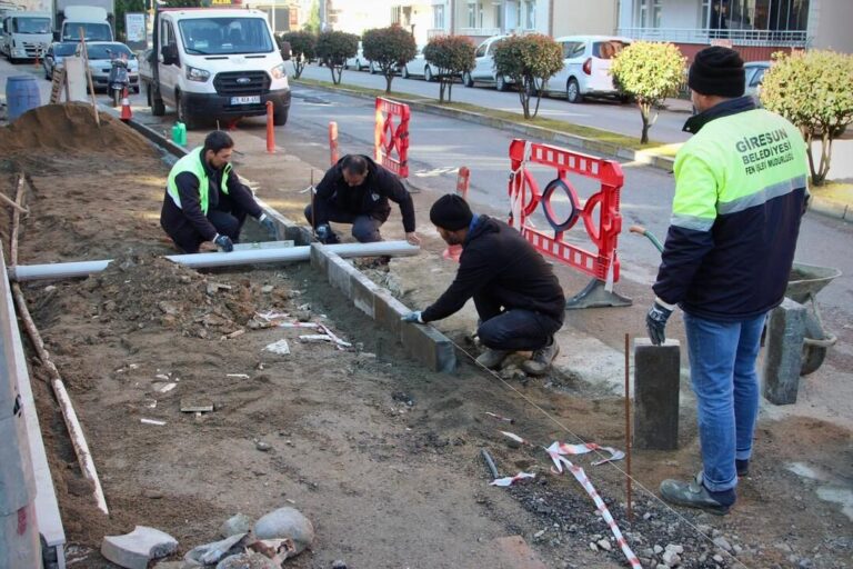 Giresun Belediyesi Ulaşım Güvenliği İçin Yeni Merdivenler Yapıyor