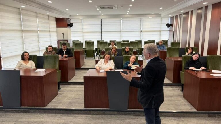 “Belediyecilikte Çelişki Çözüm Matrisi” Modeli Belediye Personeline Tanıtıldı