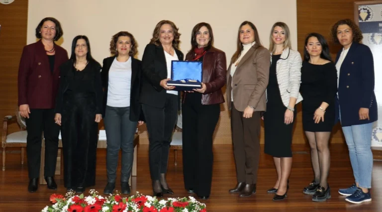 Sesten hızlı uçuş yapan ilk Türk kadın pilotumuz anılarını anlattı