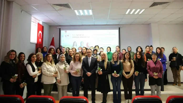 Tarım Teşkilatında Kadın Emeğine Anlamlı Kutlama 